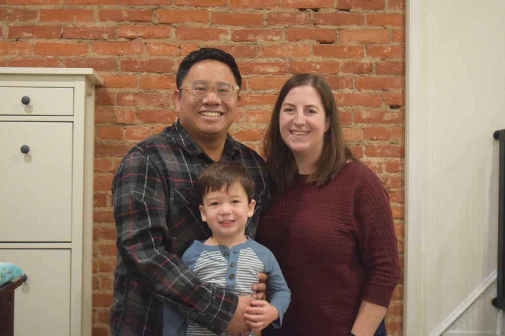 Sara Morningstar with husband Rich their son